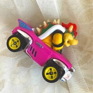 Kids Cartoon Dino Dragon Collectible Figurine Action Figure in Cute Pink Car